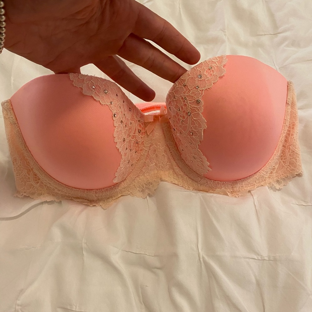 Victoria’s Secret Pink Bra